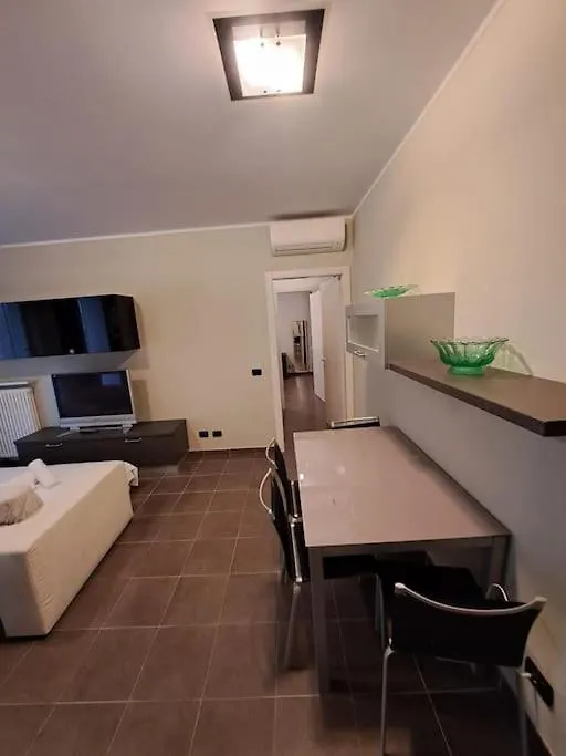 Casa Da Umberto Apartment Parma 0*,